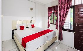 OYO 2069 Wisma Syariah Kampung Baru